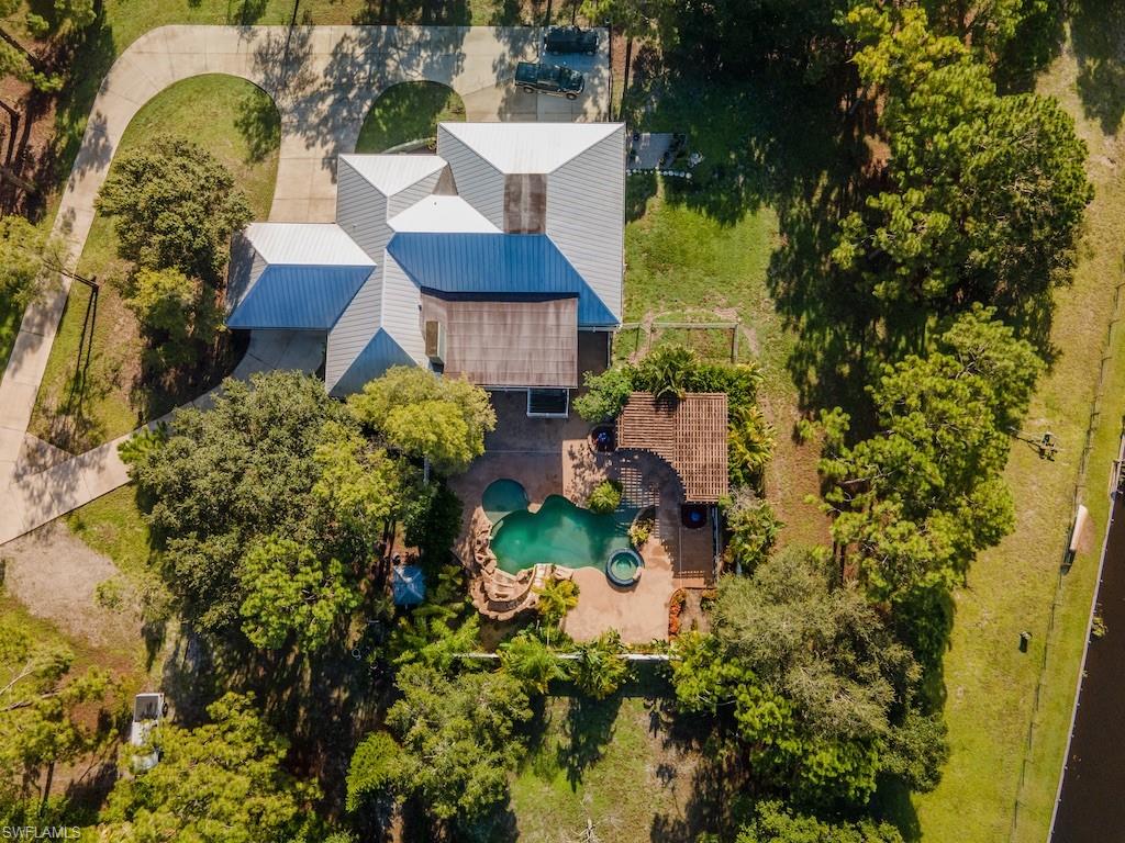 GOLDEN GATE ESTATES - Residential