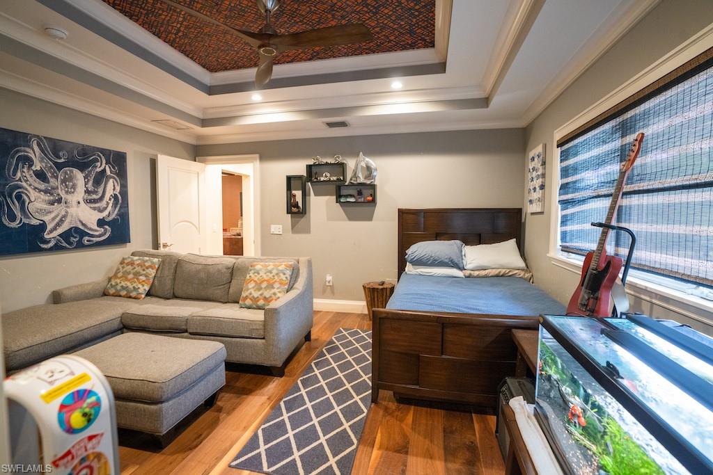 GOLDEN GATE ESTATES - Residential