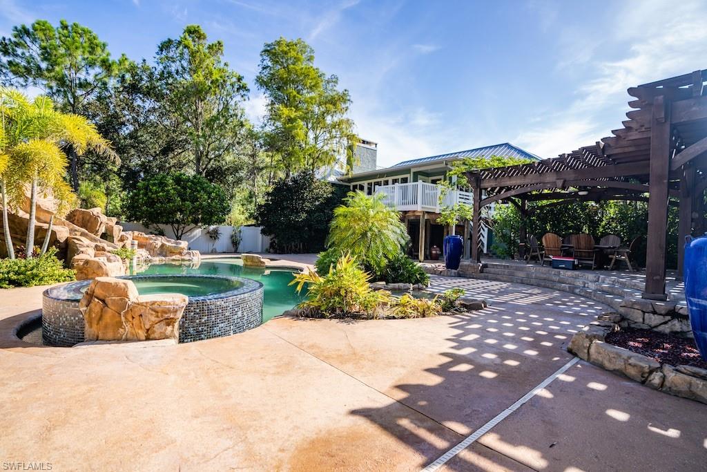 GOLDEN GATE ESTATES - Residential