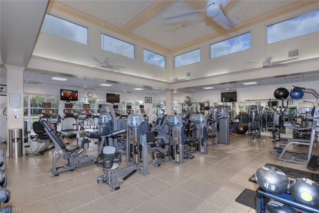 COURTSIDE COMMONS - Residential