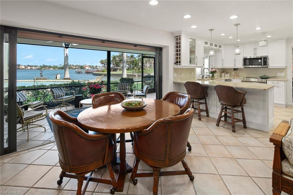 ROYAL HARBOR - Residential