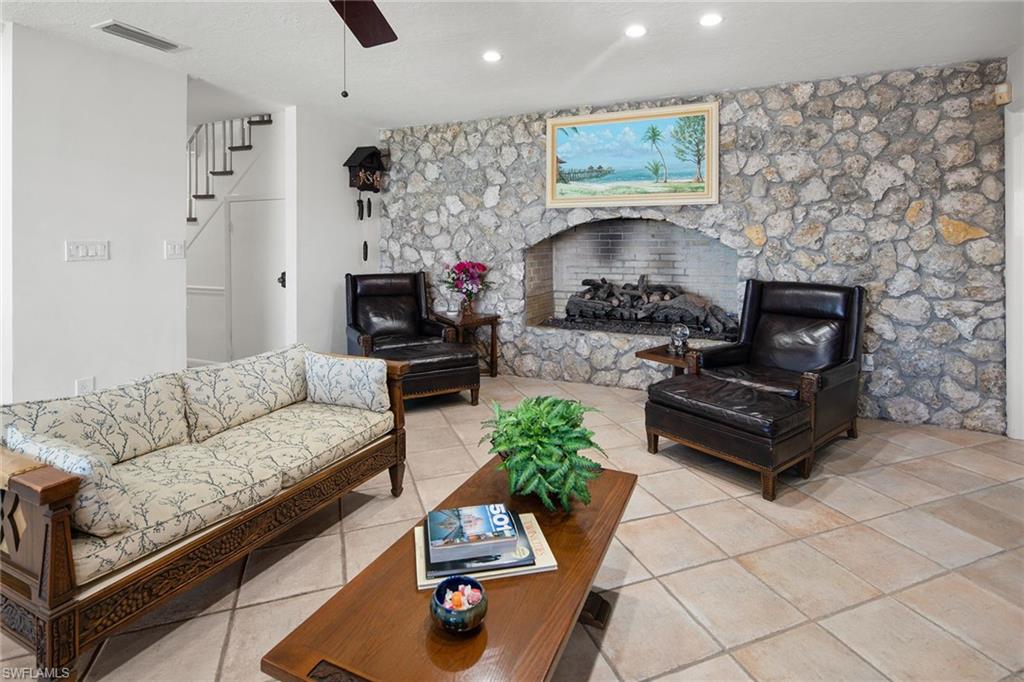 ROYAL HARBOR - Residential