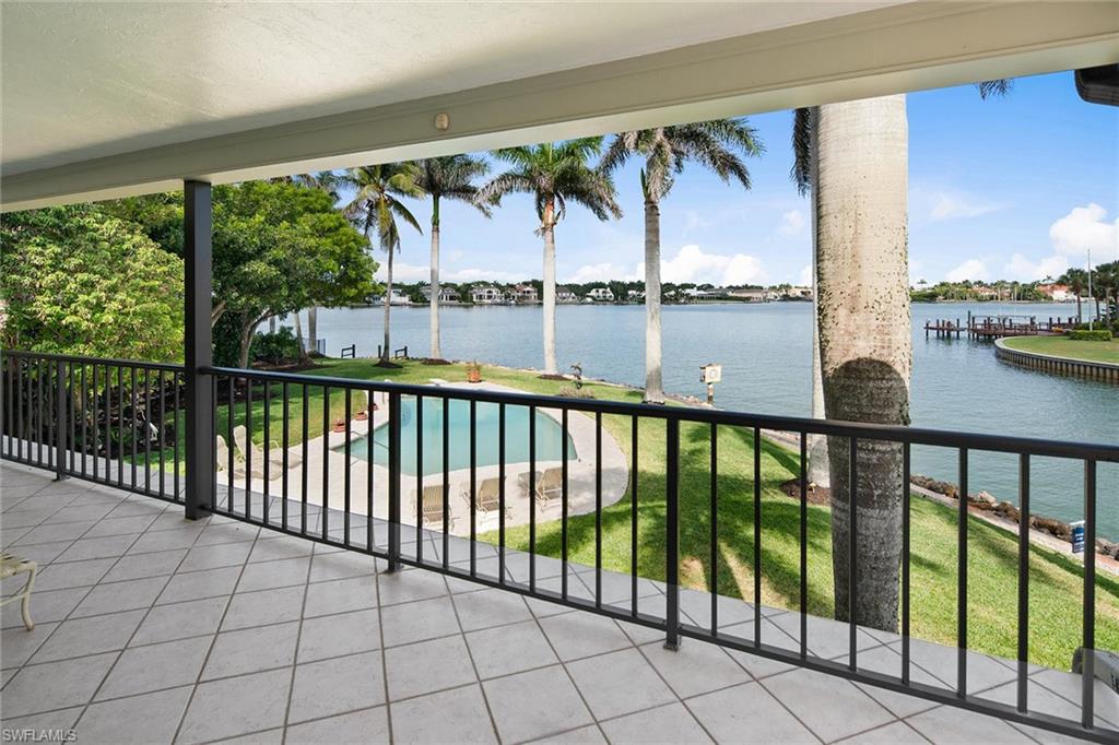 ROYAL HARBOR - Residential