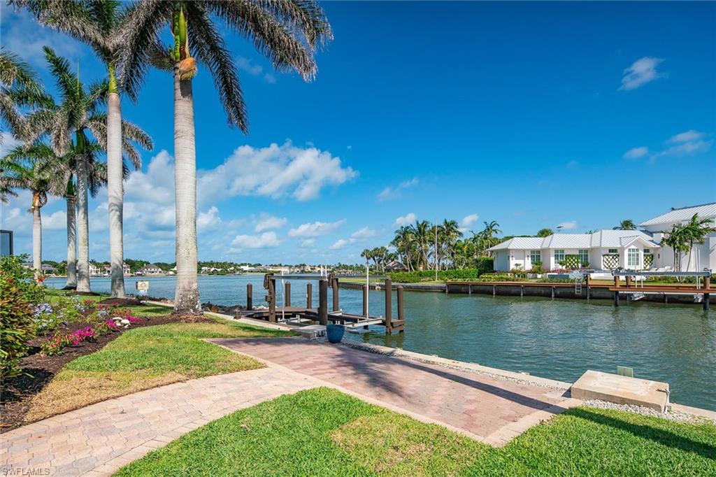 ROYAL HARBOR - Residential