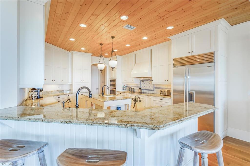 METES AND BOUNDS - Residential