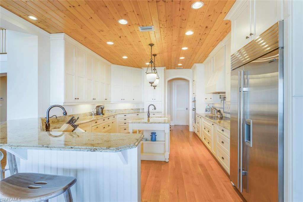 METES AND BOUNDS - Residential