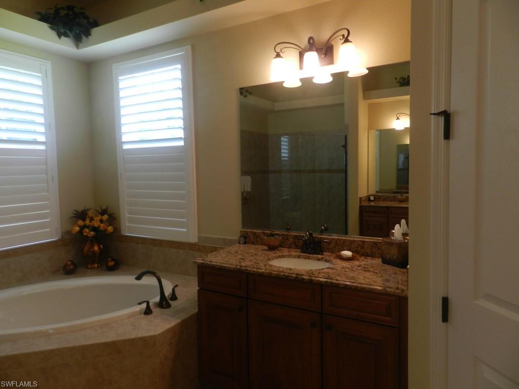 HERITAGE BAY - Residential