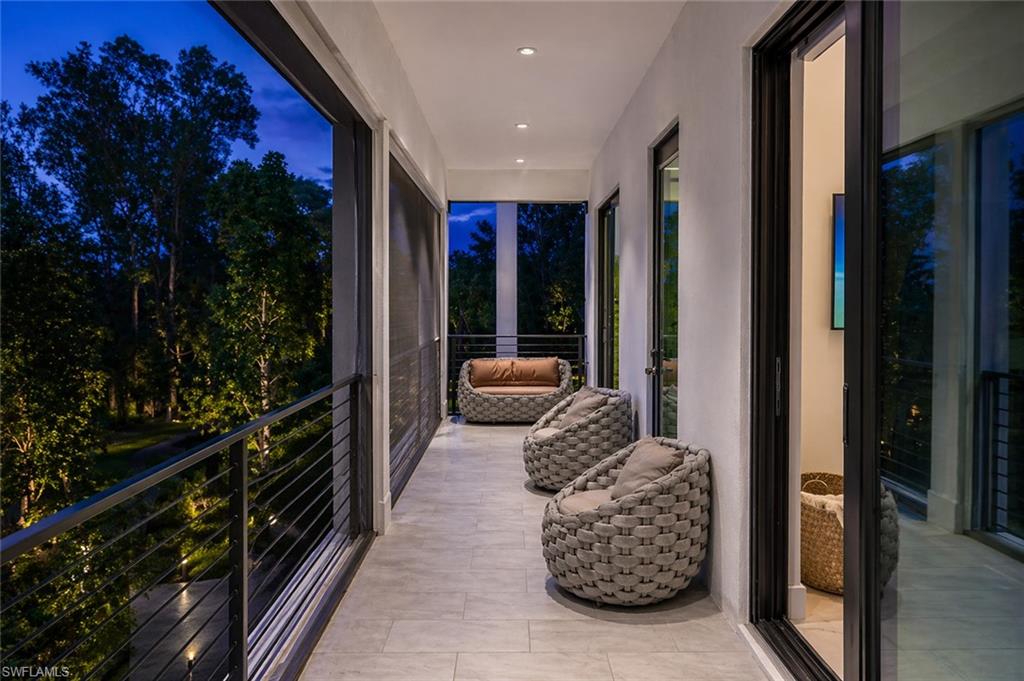 LAKE KELLY - Residential