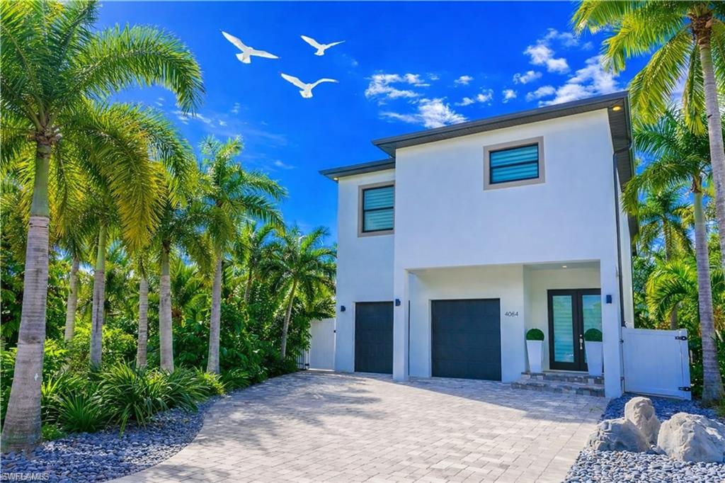 LAKE KELLY - Residential