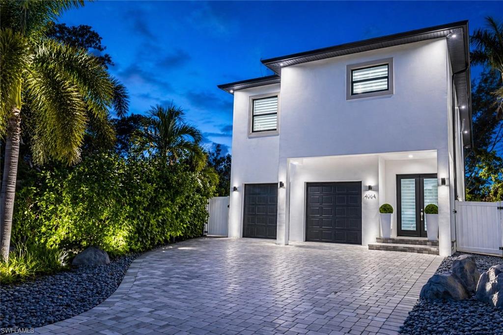 LAKE KELLY - Residential