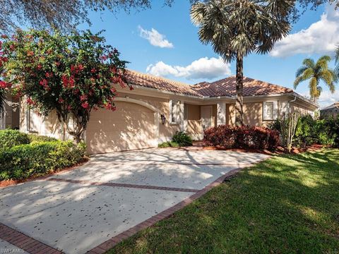 963 Fountain RUN NAPLES FL 34119