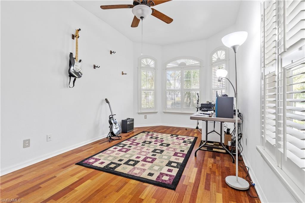 STONEYBROOK - Residential