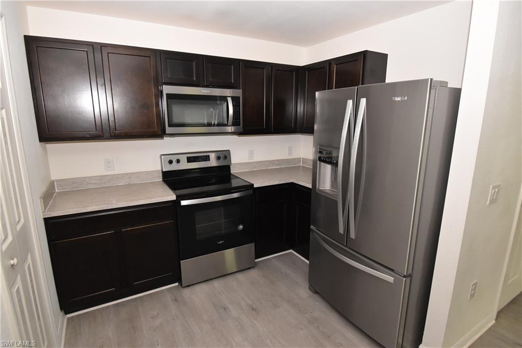 NORTH PORT - Residential Lease