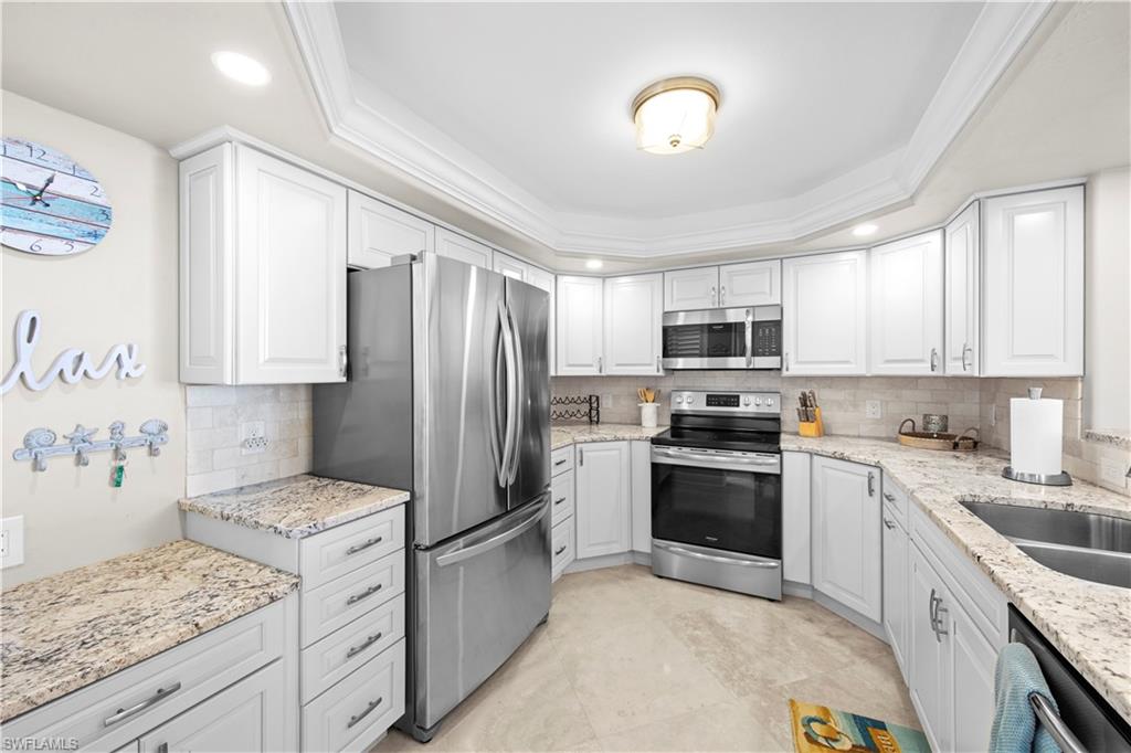 6660 Estero BLVD 804