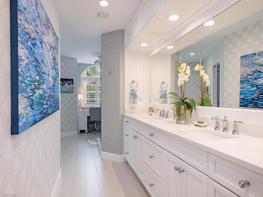 CRESCENT - Residential