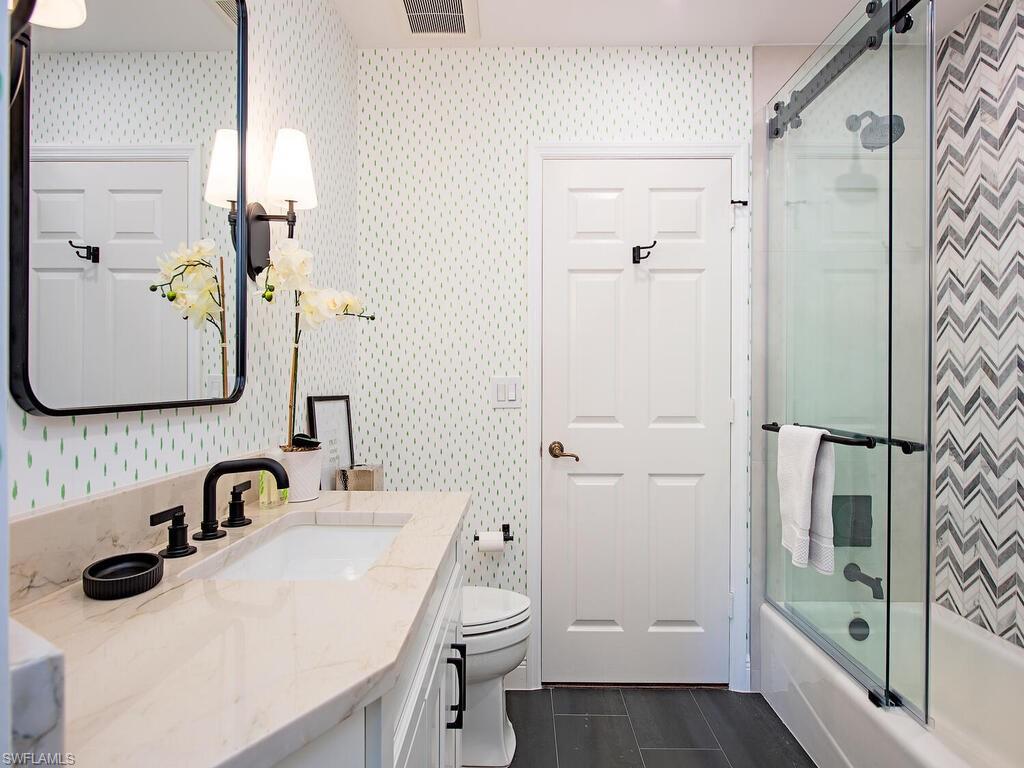 CRESCENT - Residential