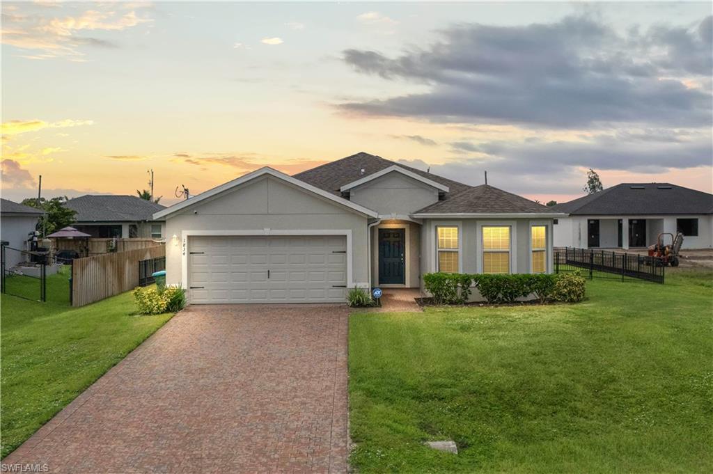 CAPE CORAL - Residential