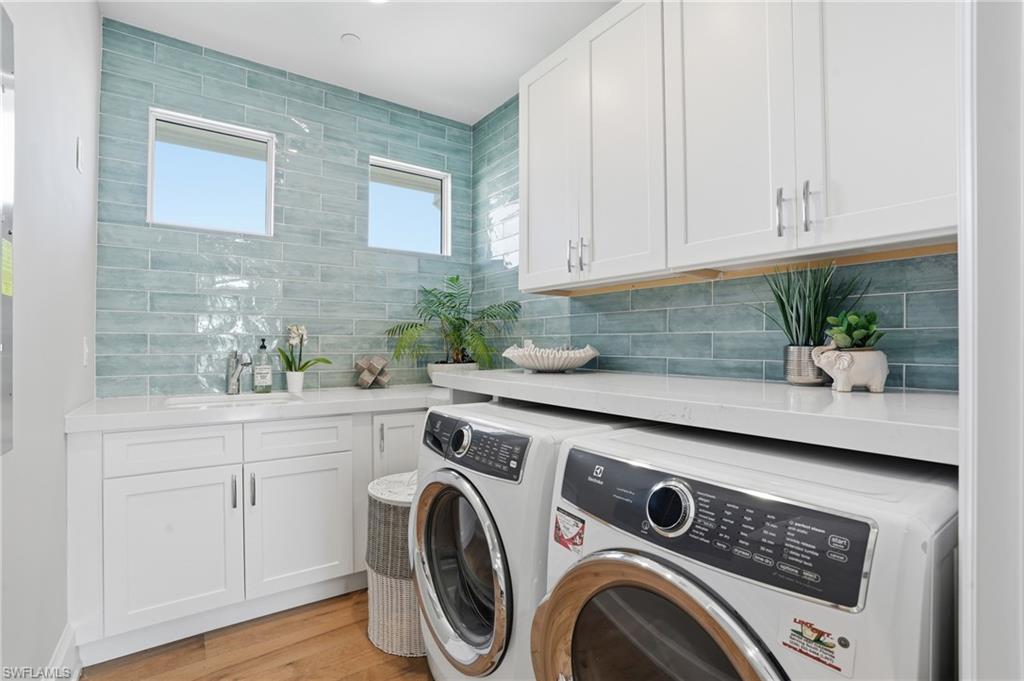 BONITA BEACH - Residential