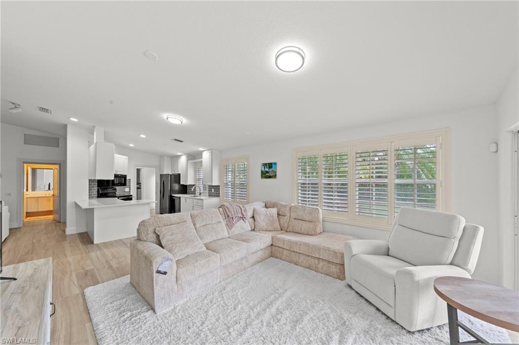 VILLAGE WALK - Residential