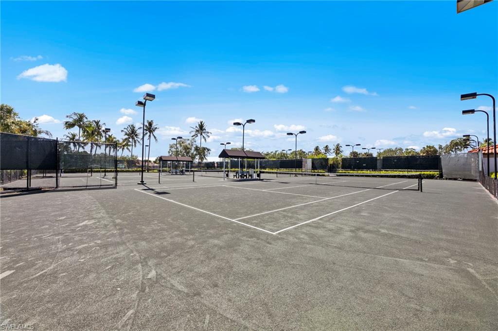 VILLAGE WALK - Residential