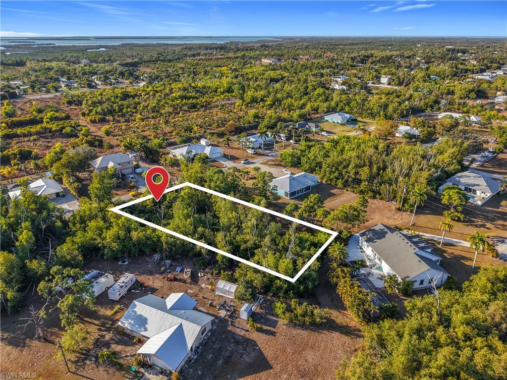 CHARLOTTE SHORES - Land