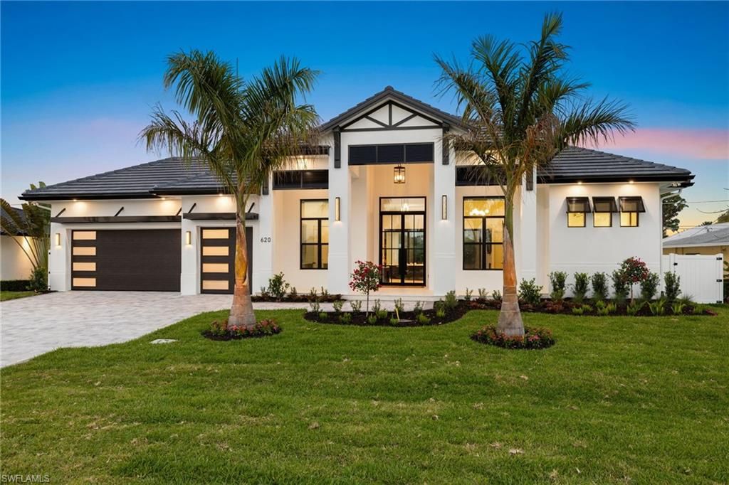 Photo of 620 94th AVE N, NAPLES, FL 34108 (MLS # 226010310)