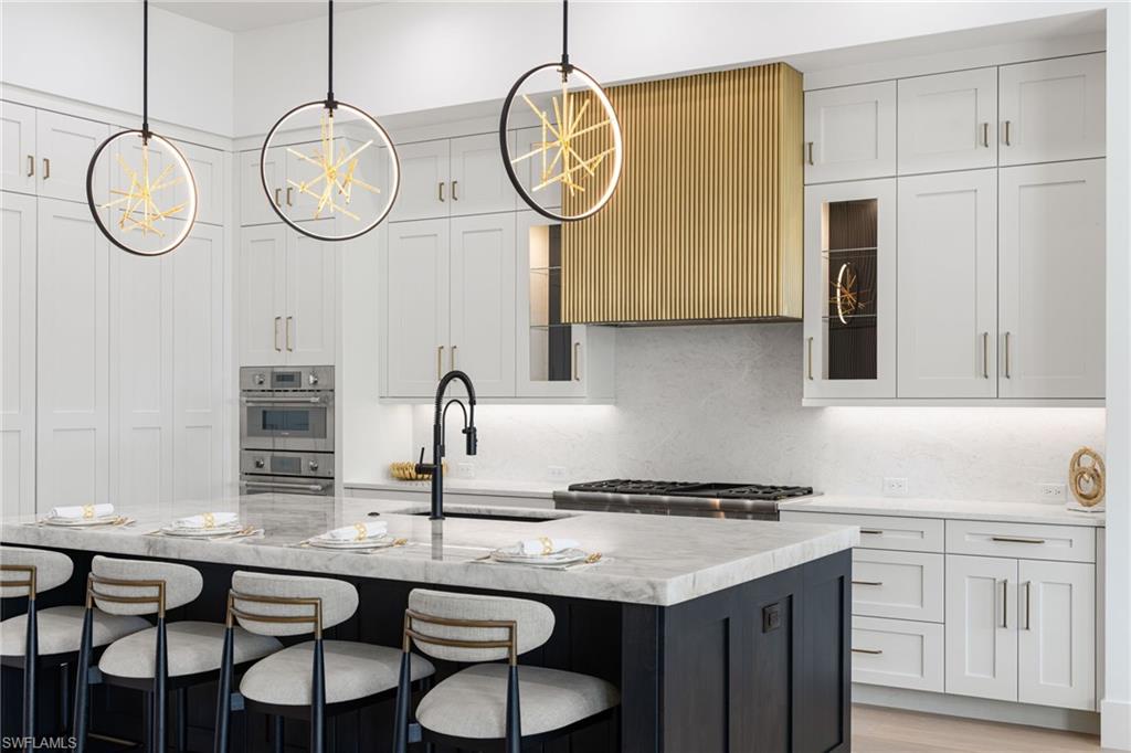 NAPLES PARK - Residential