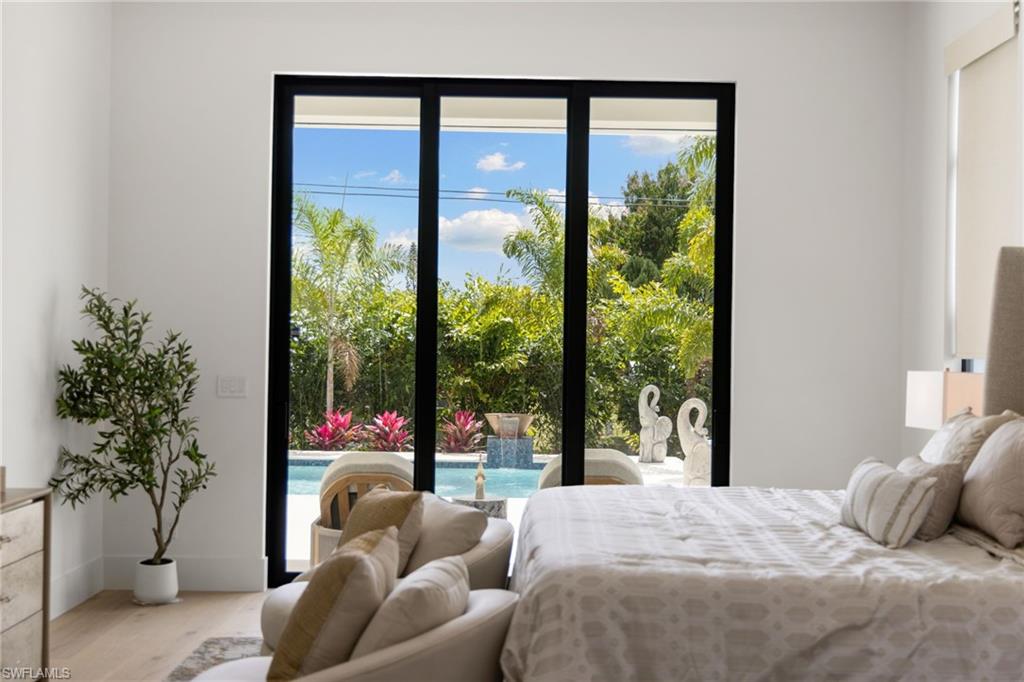 NAPLES PARK - Residential