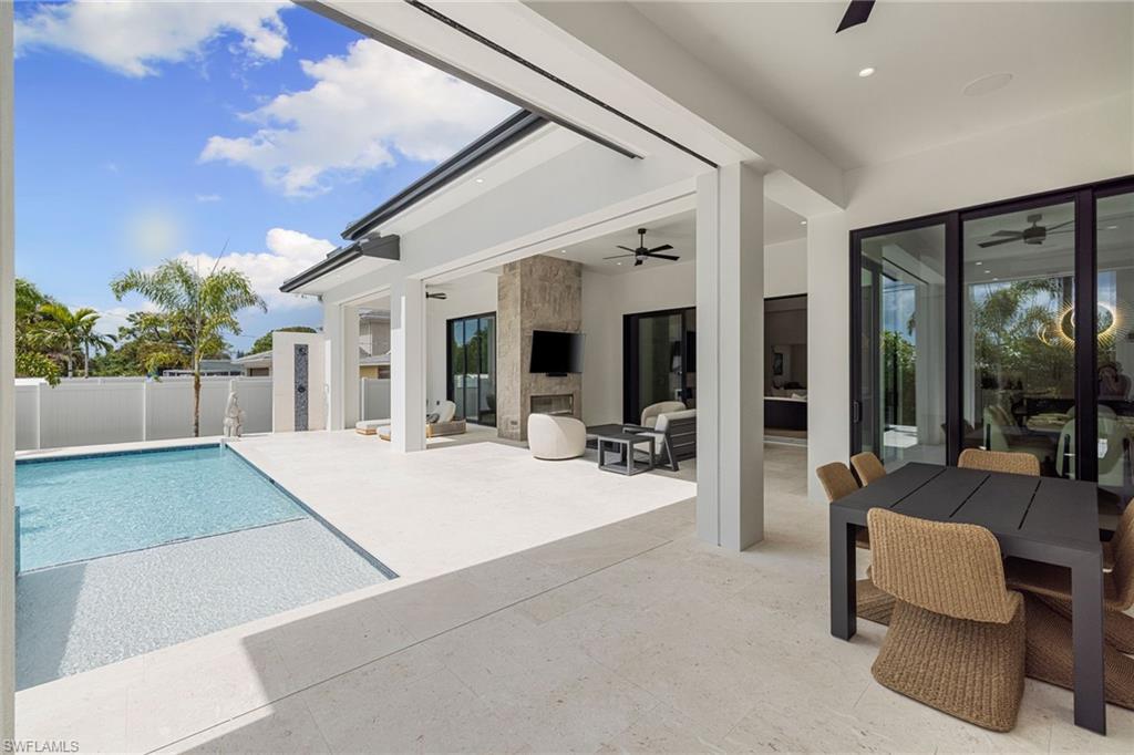 NAPLES PARK - Residential