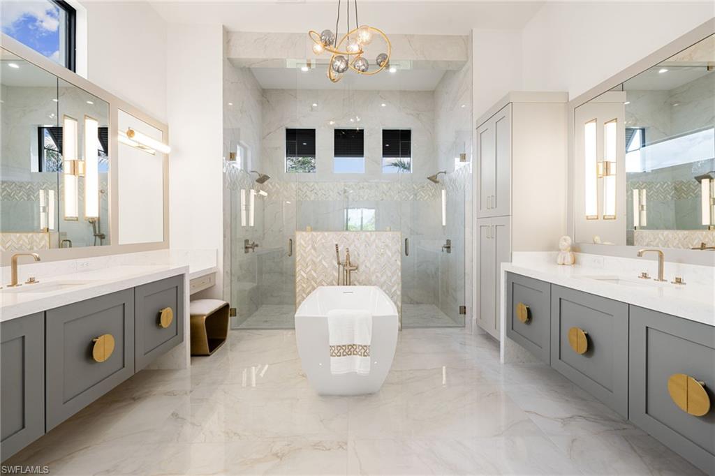 NAPLES PARK - Residential