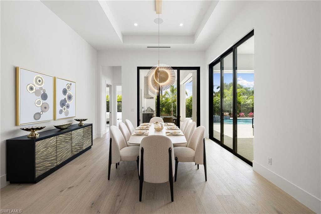 NAPLES PARK - Residential