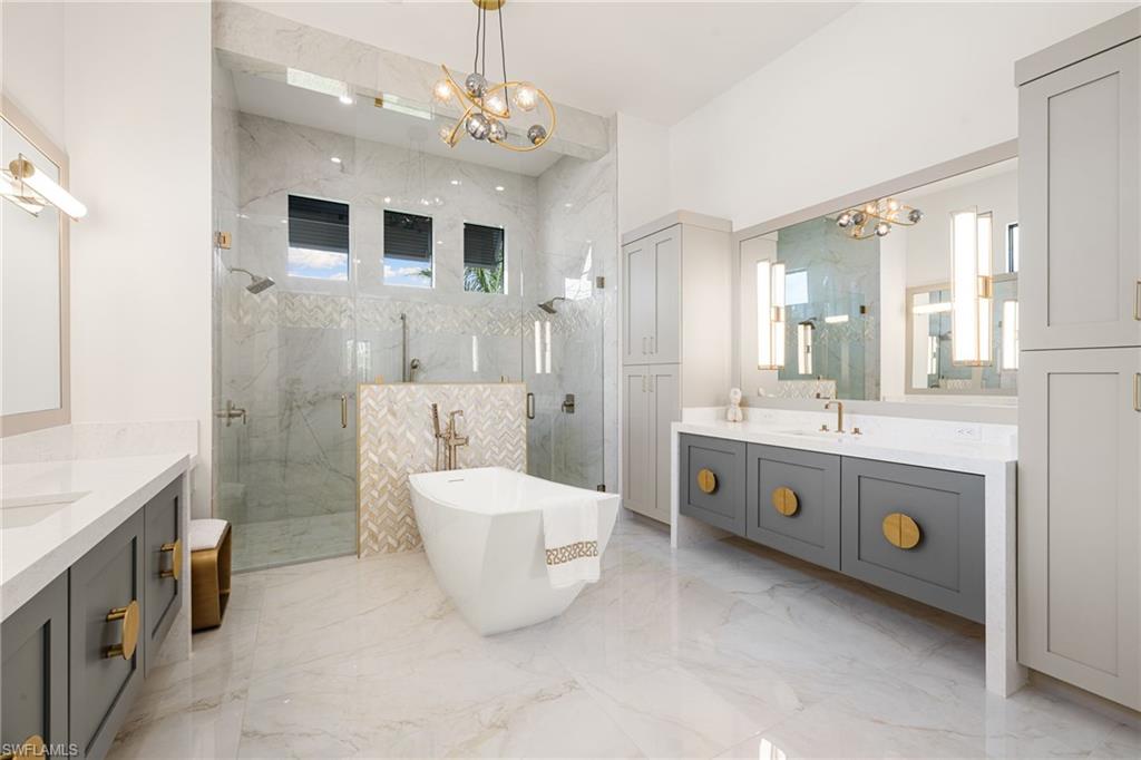 NAPLES PARK - Residential