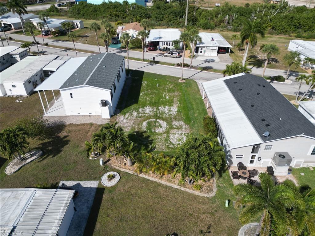 BAYSIDE ESTATES - Land