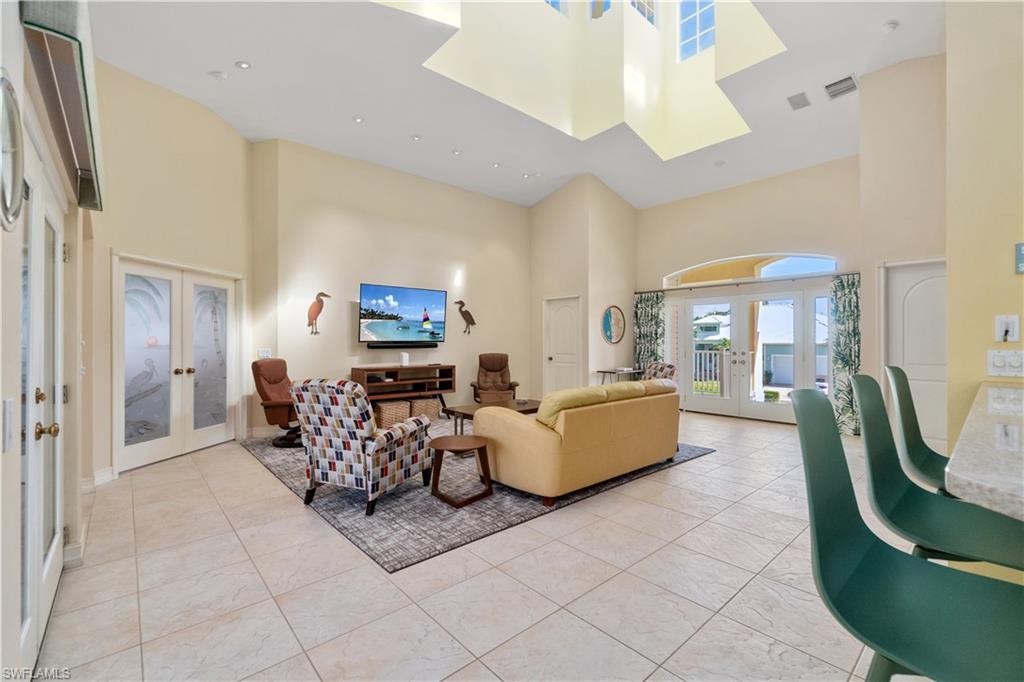 PARADISE VILLAGE - Residential Lease