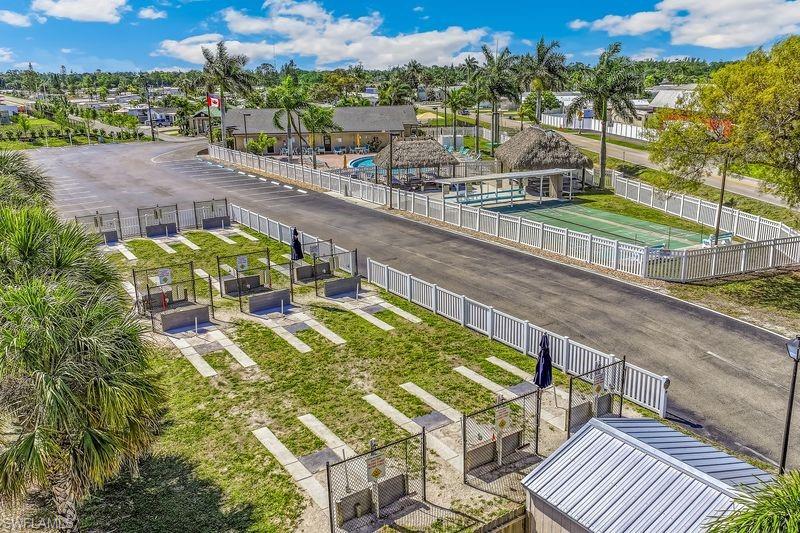 HITCHING POST MOBILE HOME PARK - Residential