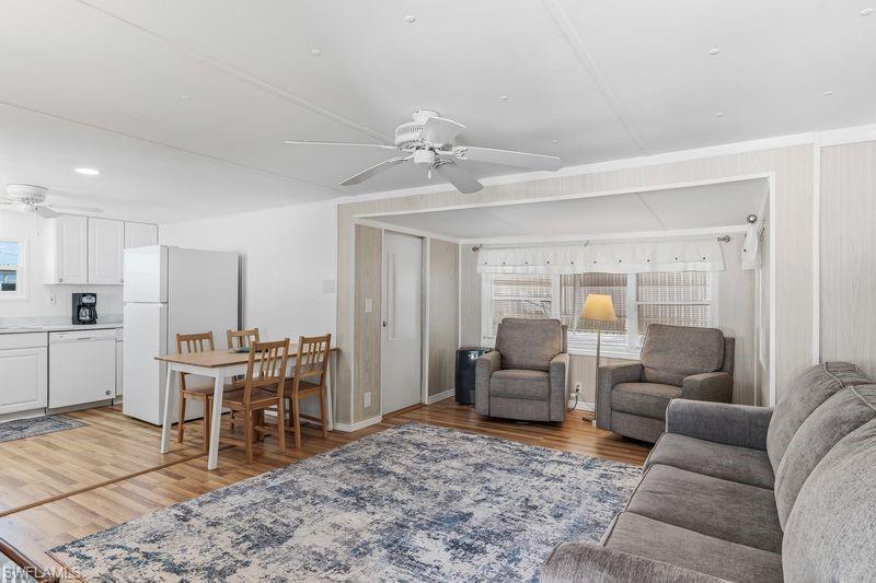 HITCHING POST MOBILE HOME PARK - Residential