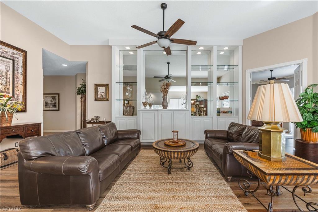 VILLAGE WALK - Residential