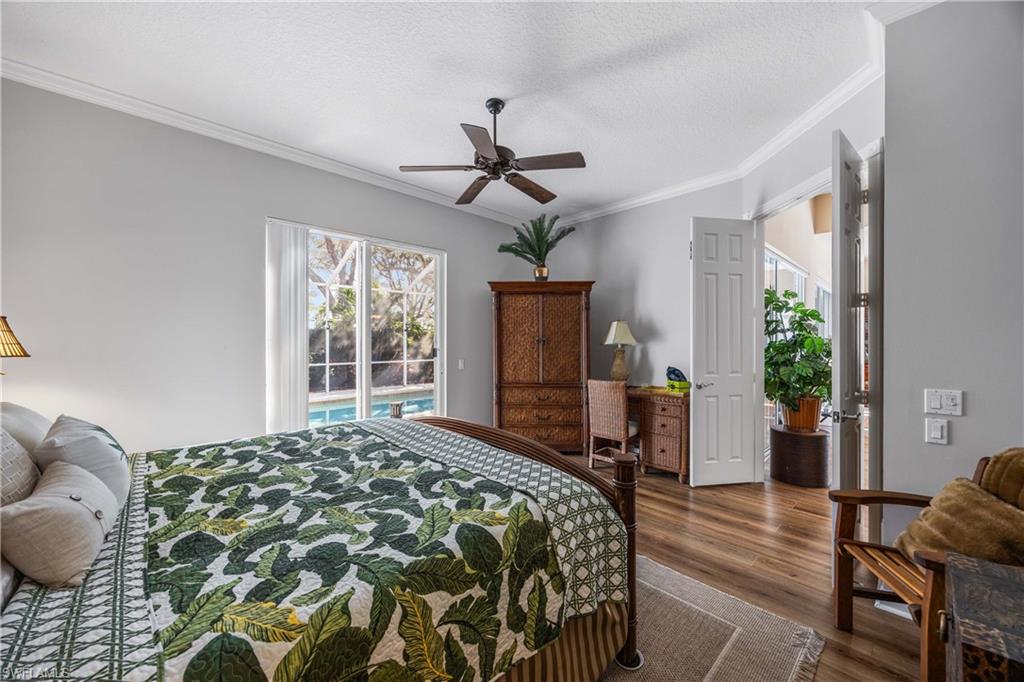 VILLAGE WALK - Residential