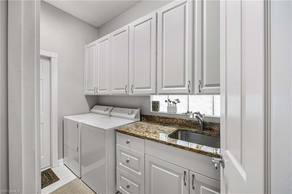 VILLAGE WALK - Residential