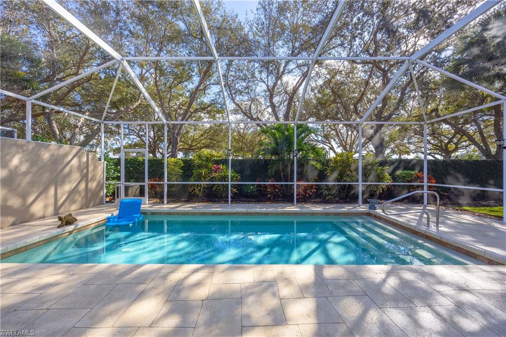 VILLAGE WALK - Residential