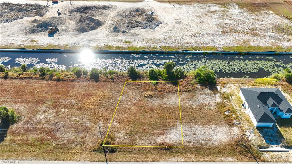 CAPE CORAL - Land