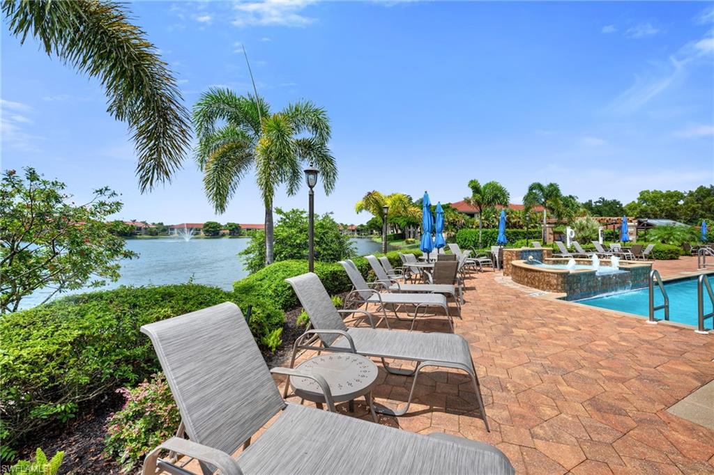 HUNTINGTON LAKES - Residential