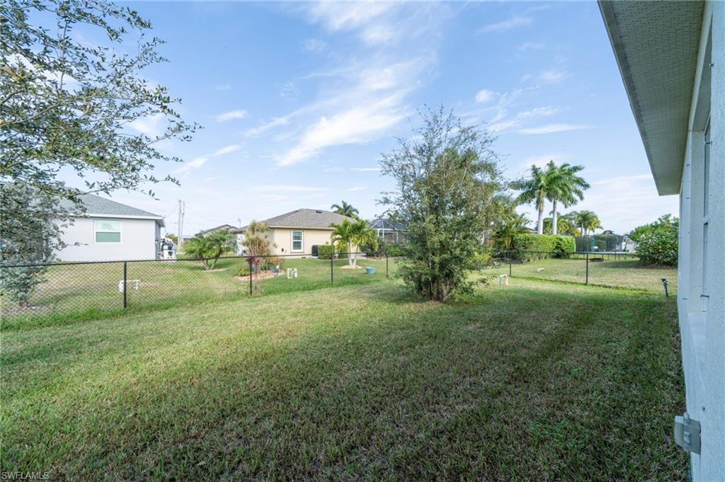 CAPE CORAL - Residential