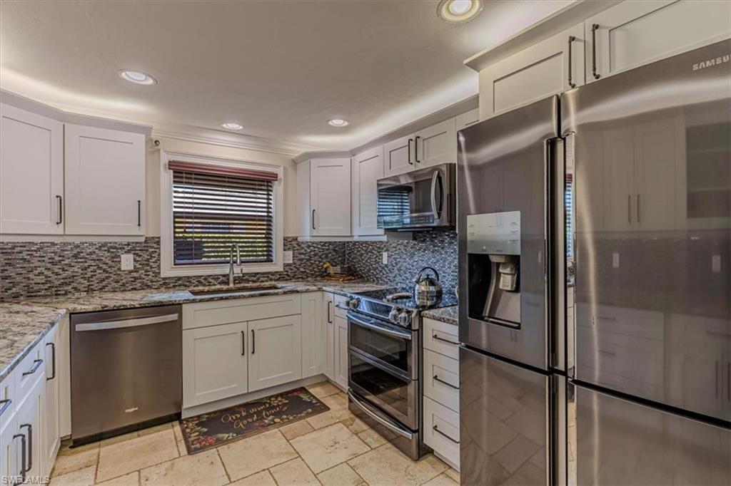 PALM RIVER ESTATES - Residential