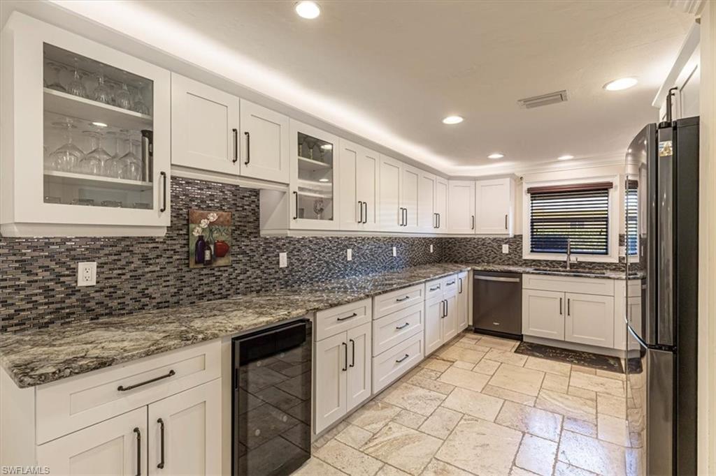 PALM RIVER ESTATES - Residential