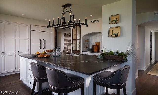 BEACH HOUSE AT NAPLES CAY - Residential