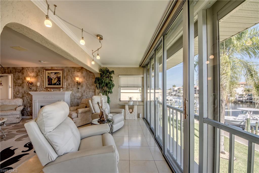 CORAL REEF CONDO - Residential