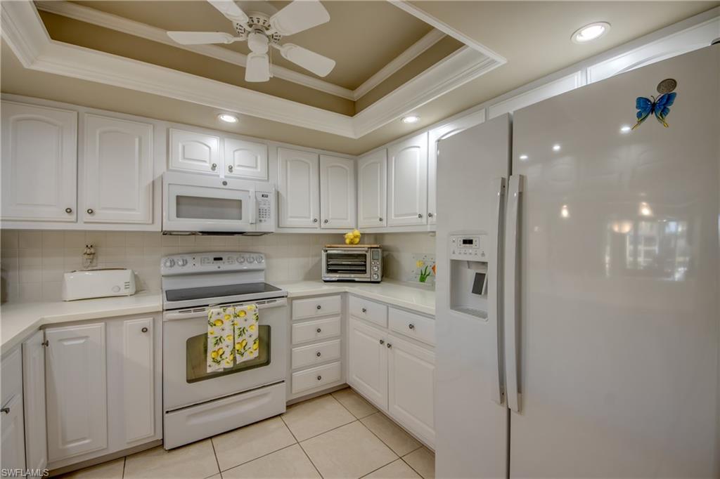 CORAL REEF CONDO - Residential