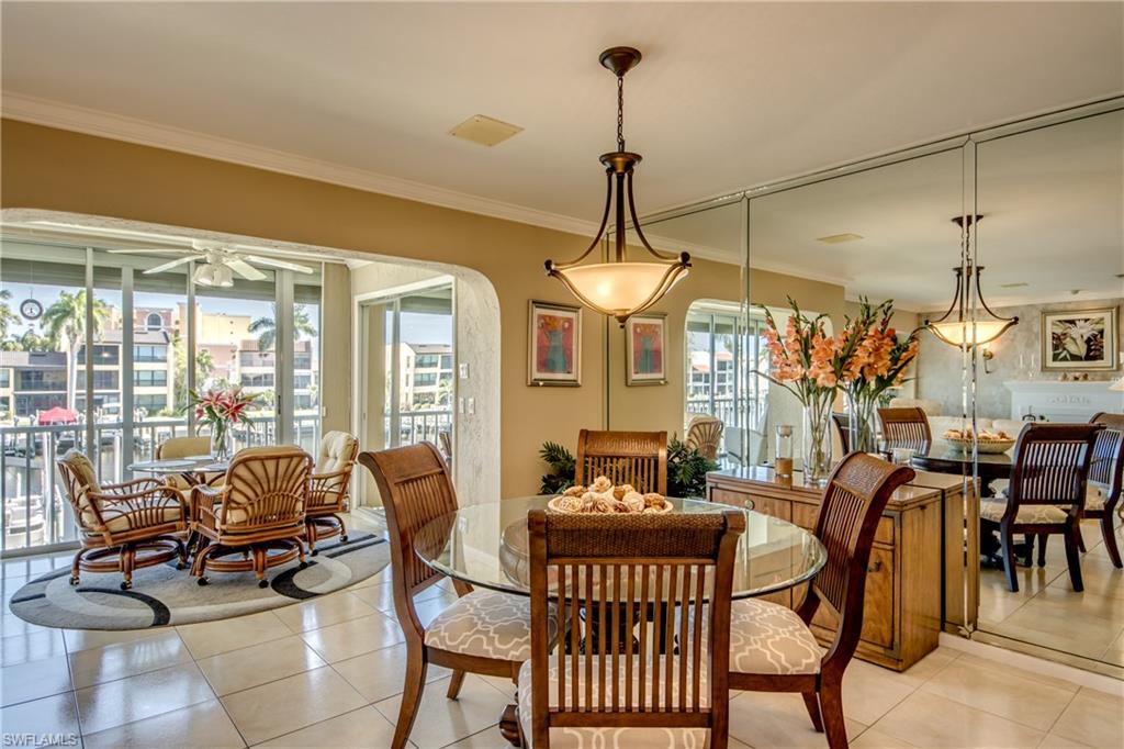 CORAL REEF CONDO - Residential