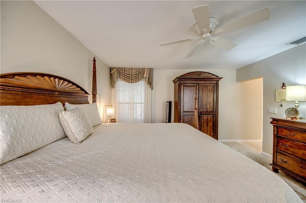 CORAL REEF CONDO - Residential